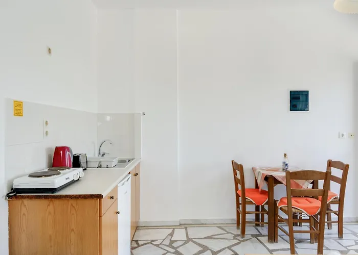 B&B Ilios And Irene 9